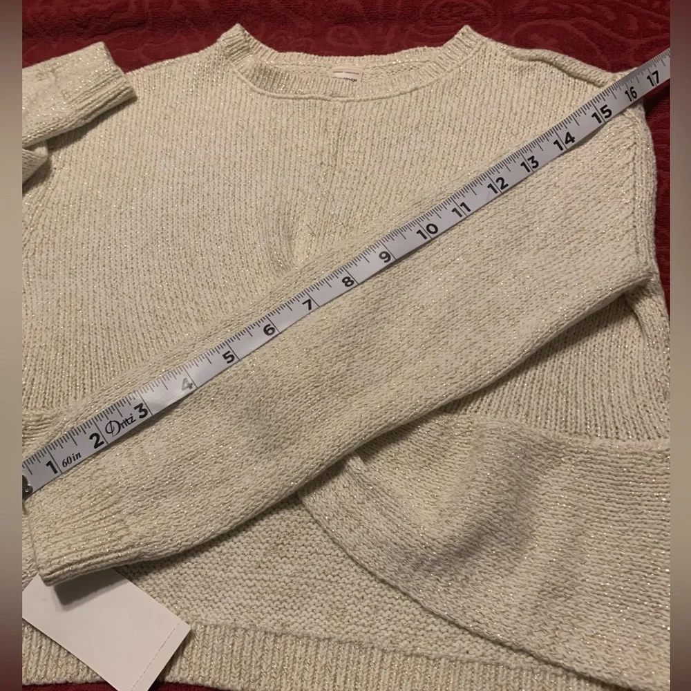 OshKosh girl B'gosh Cream Crew Neck Sweater with Modern Twist Size 8